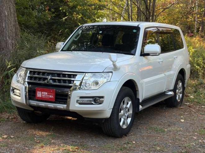パジェロ3.2 ロング エクシード ディーゼルターボ 4WD　社外ナビバックカメラ地デジ　シートヒーター　クルーズコントロール 3200