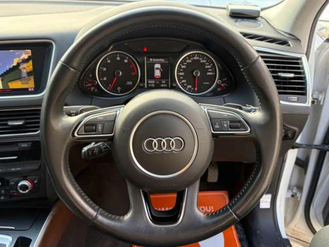 アウディQ5 2.0 TFSI クワトロ 4WD　パワーゲート・シートヒーター・ドラレコ 正規輸入車 2000