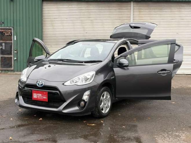 アクア1.5 S　純正ナビBカメラ地デジ純正スターター 2WD 1500