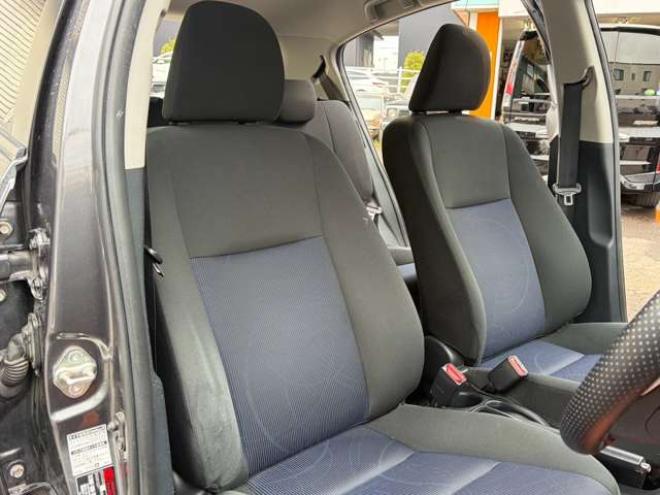 アクア1.5 S　純正ナビBカメラ地デジ純正スターター 2WD 1500