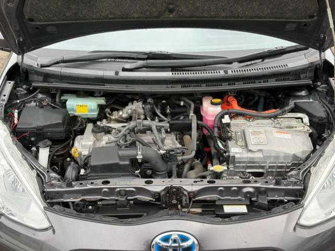 アクア1.5 S　純正ナビBカメラ地デジ純正スターター 2WD 1500
