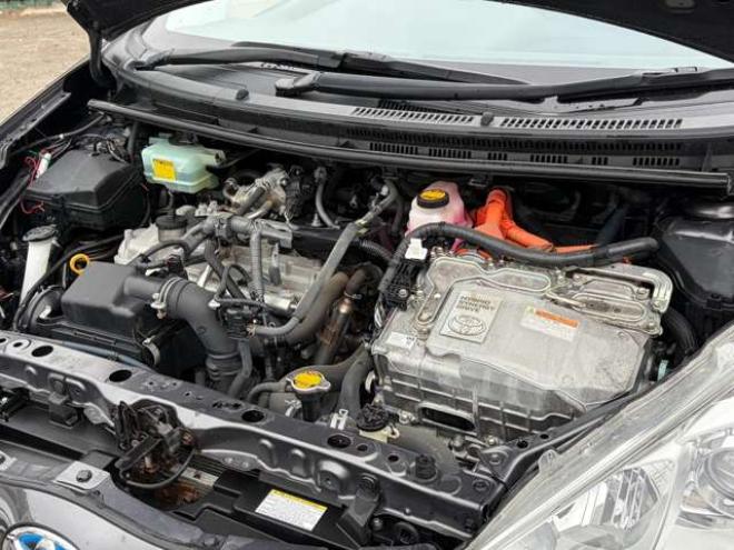 アクア1.5 S　純正ナビBカメラ地デジ純正スターター 2WD 1500