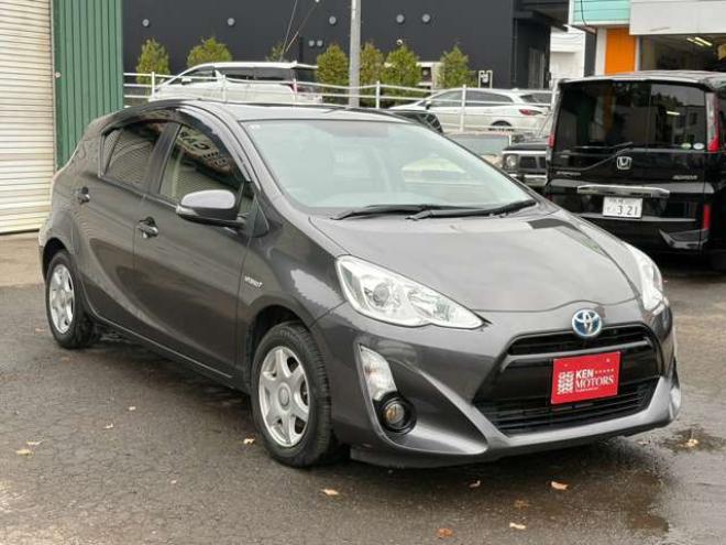 アクア1.5 S　純正ナビBカメラ地デジ純正スターター 2WD 1500