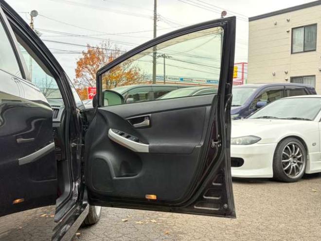 プリウス1.8 S ツーリングセレクション　社外ナビ地デジ社外エンジンスターター　後期 2WD 1800