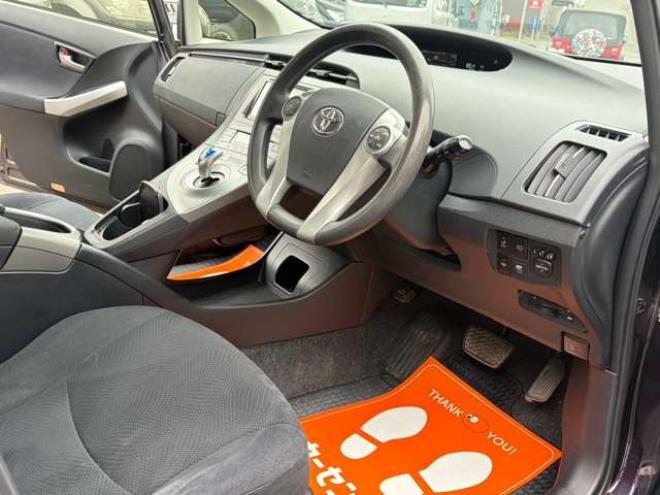 プリウス1.8 S ツーリングセレクション　社外ナビ地デジ社外エンジンスターター　後期 2WD 1800