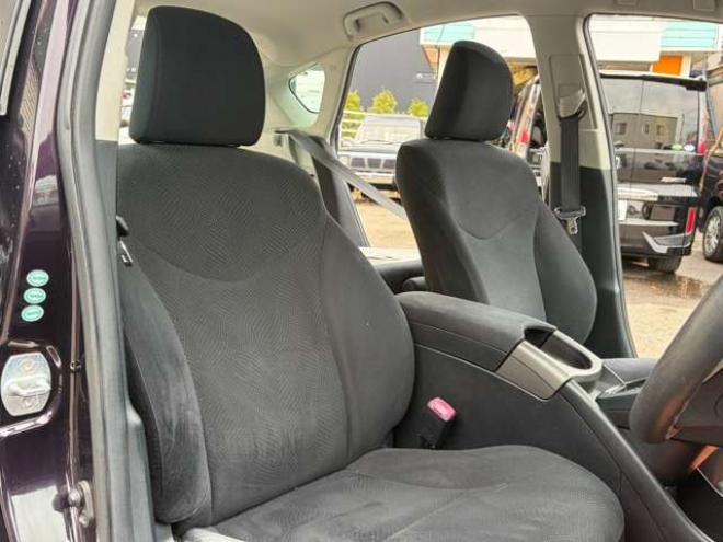 プリウス1.8 S ツーリングセレクション　社外ナビ地デジ社外エンジンスターター　後期 2WD 1800