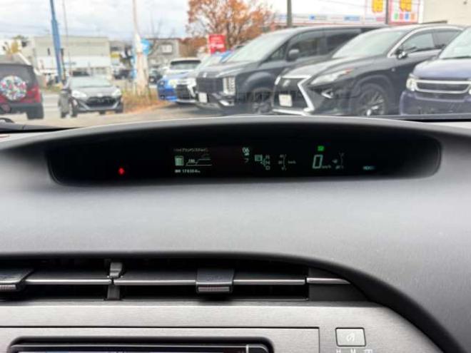 プリウス1.8 S ツーリングセレクション　社外ナビ地デジ社外エンジンスターター　後期 2WD 1800