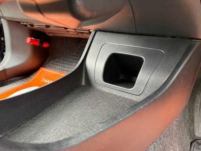 プリウス1.8 S ツーリングセレクション　社外ナビ地デジ社外エンジンスターター　後期 2WD 1800