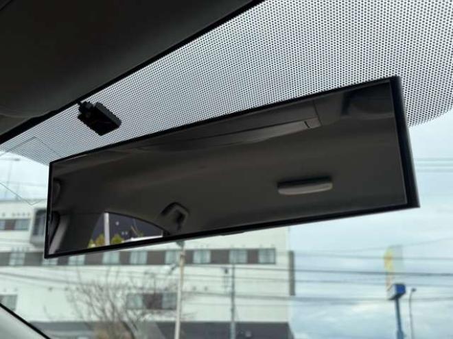 プリウス1.8 S ツーリングセレクション　社外ナビ地デジ社外エンジンスターター　後期 2WD 1800