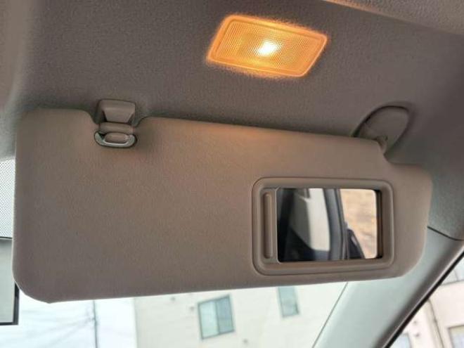 プリウス1.8 S ツーリングセレクション　社外ナビ地デジ社外エンジンスターター　後期 2WD 1800