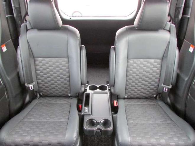 ヴォクシー2.0 S-Z 4WD　GRエアロ/WORK20インチアルミホイール/RSR車高調/純正ナビ/フルセグTV/バックカメラ/両側パワースライドドア/レーダークルーズコントロール/純正フリップダウンモニター/ビルトインETC 2000