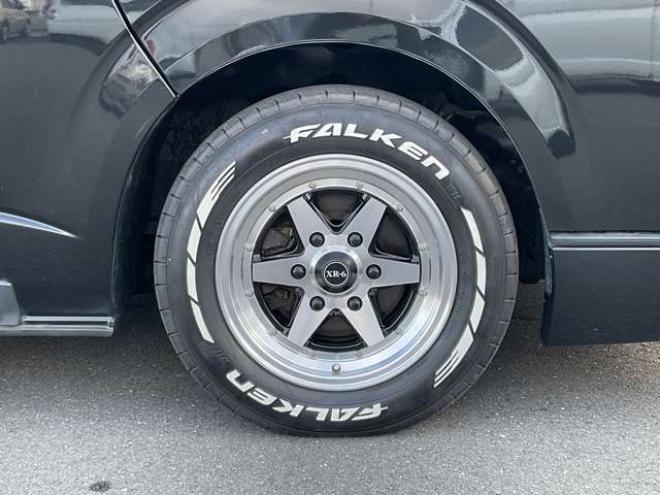 レジアスエース2.8 DX ロングボディ ディーゼルターボ 4WD　2.8Lディーゼルターボ4WD　LEDヘッドライト　カーボン調ボンネット　社外フロントリップ　社外16インチAW　社外ルーフスポイラー　パナソニック製ナビTV　bluetooth バックカメラ　ETC　リアヒーター　ローダウン 2800