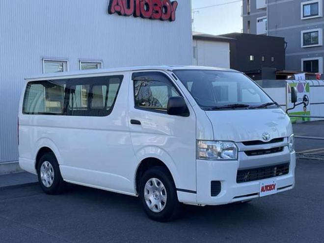レジアスエース3.0 DX ロングボディ GLパッケージ ディーゼルターボ 4WD　ディーゼルターボ4WD　社外ナビフルセグTV　バックカメラ　ETC　リアヒーター&クーラー　後席小窓 3000