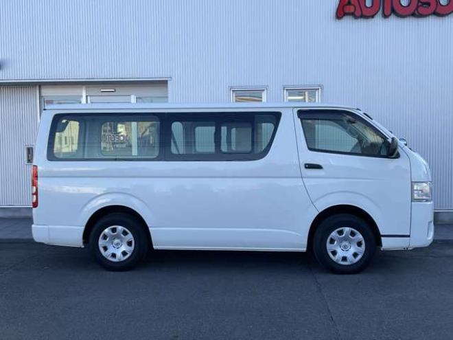 レジアスエース3.0 DX ロングボディ GLパッケージ ディーゼルターボ 4WD　ディーゼルターボ4WD　社外ナビフルセグTV　バックカメラ　ETC　リアヒーター&クーラー　後席小窓 3000