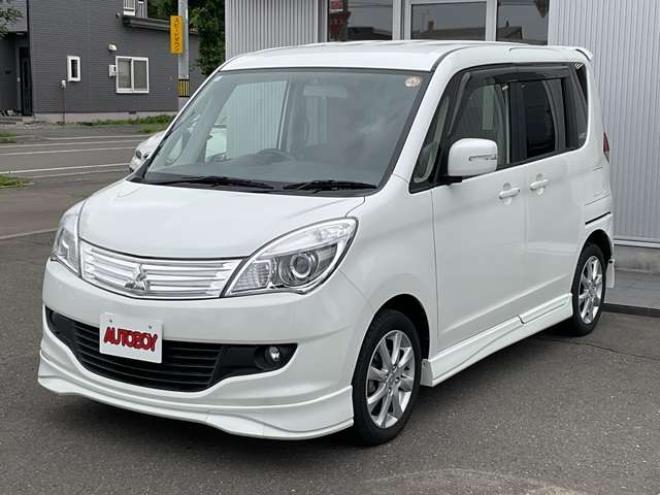 デリカD:2 1.2 S 4WD　プッシュスタート　両側パワースライドドア　HIDヘッドライト　フォグランプ　シートヒーター 1200