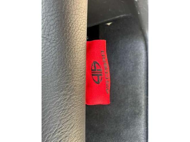 ハイエースバン2.7 スーパーGL ダークプライム ワイド ミドルルーフ ロングボディ 4WD　Pスタート スマートキー 両側スライドドア　LEDヘッドライト Fフォグ ハーフレザーシート 100V ベンチシート　ベッドキット リアクーラー ヒーター ステアリングスイッチ ディスプレイオーディオ　Bluetooth 2700
