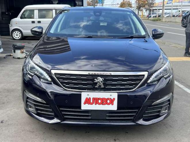 プジョー308SW アリュール　スマートキー　プッシュスタート　ハーフレザー　ナビ　ブルートゥース　バックカメラ　LEDヘッドライト　クルーズコントロール　アイドリングストップ 正規輸入車 2WD 1200