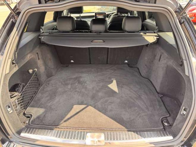 ベンツCクラスワゴン C200 4マチック スポーツ 4WD　ブラインドスポットモニター・ディスタンスパイロットディストロニック・ステアリングパイロット・アイドリングストップ・電動テールゲート・メモリーパワーシート・LEDヘッドライト・純正ナビ・バックカメラ 正規輸入車 2000