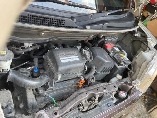 N-BOXＧ・Ｌパッケージ 後期モデル ４ＷＤ ドライブレコーダー ＥＴＣ バックカメラ 両側スライド・片側電動 ＴＶ スマートキー アイドリングストップ シートヒーター 後部シートスライド式 ＣＶＴ 盗難防止システム（北海道） 4WD 660 5Dr