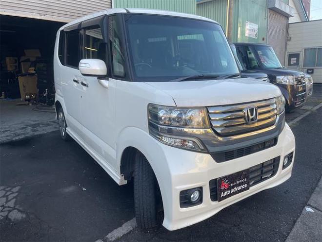 N-BOXカスタム Ｇ ＴＲＣ ＨＩＤ ４ＷＤ Ｓキー オートエアコン ベンチシート アイドリングストップ パワーウィンドウ ＥＳＣ 盗難防止システム ＡＢＳ キーレス パワーステアリング（北海道） 4WD 660 5Dr