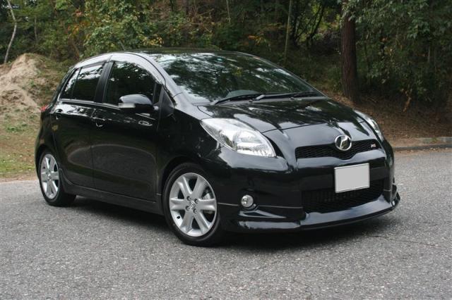 ヴィッツF 1300 5Dr
