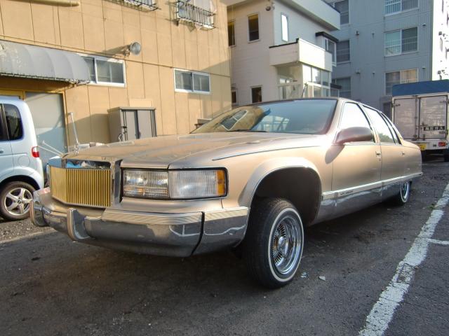 キャデラックフリートウッドブロアム 5700 4Dr