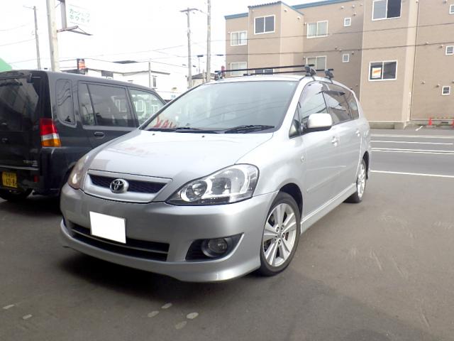 IPSUM 4WD 2400 5Dr