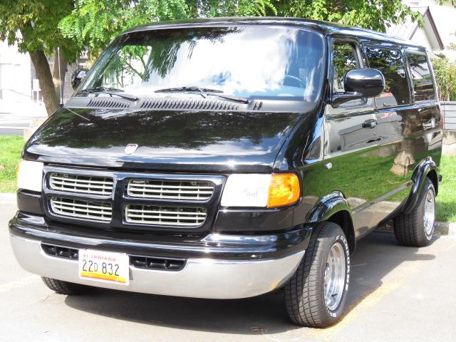 ダッジラムバン　ショーティー 5200 4Dr