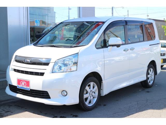 ノアＳｉ　スマートキー　４ＷＤ　アルパインフリップダウンモニター 4WD 2000 5Dr