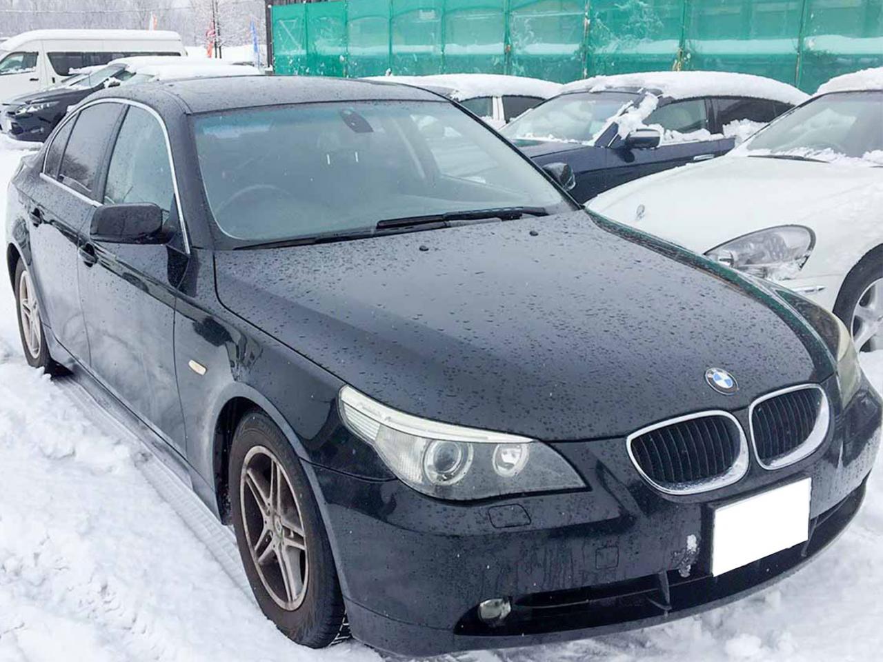 BMW5シリーズ 　５２５ｉ　禁煙車　寒冷地仕様　１年保証　革シート　サンルーフ　夏冬タイヤ