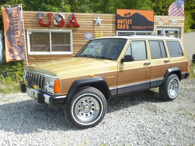 チェロキーリミテッド 4WD　弊社オリジナルレトロカスタム車 正規輸入車 4000
