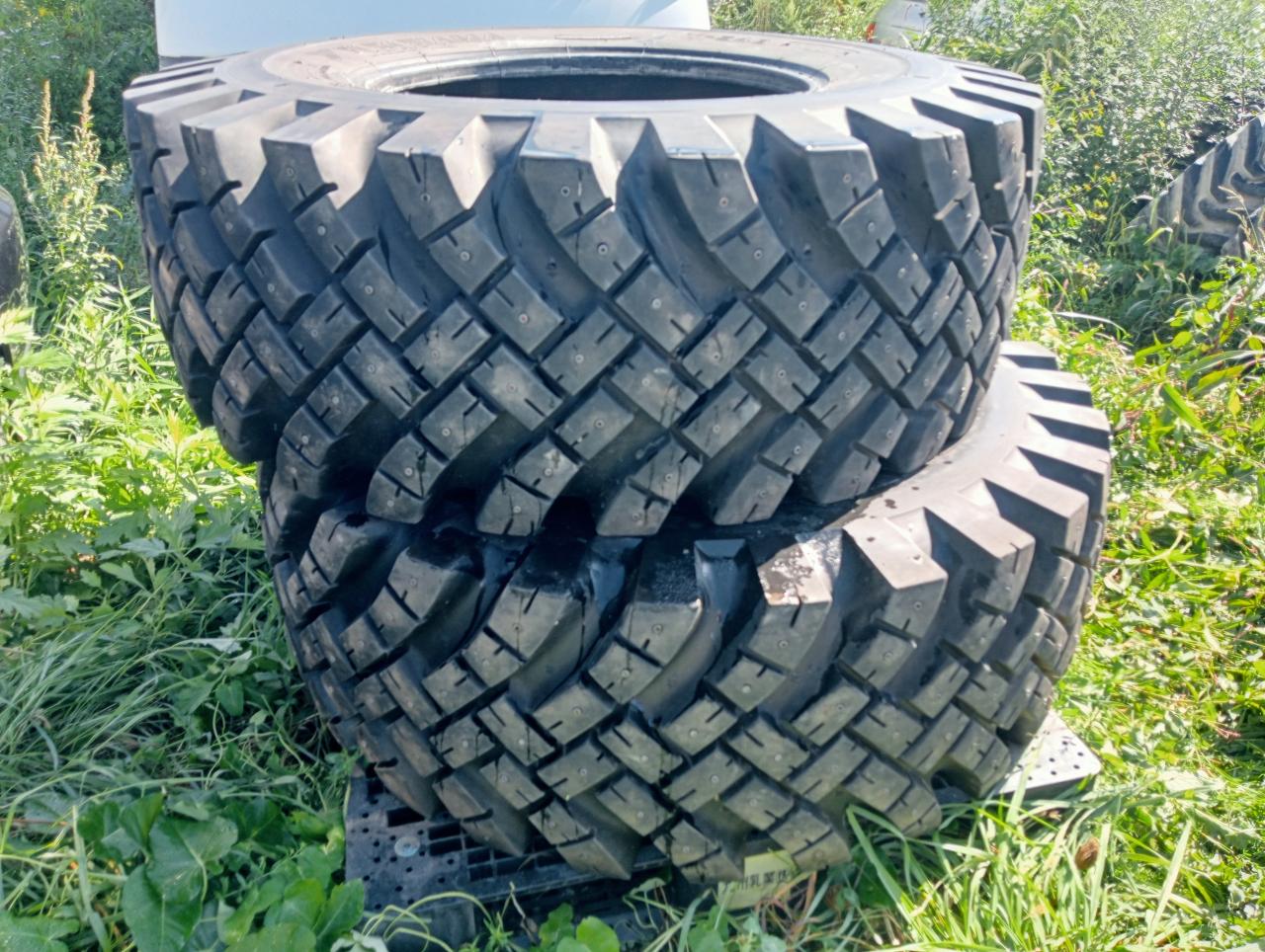 ホイールローダ ほぼ新品タイヤショベルホイールローダータイヤ