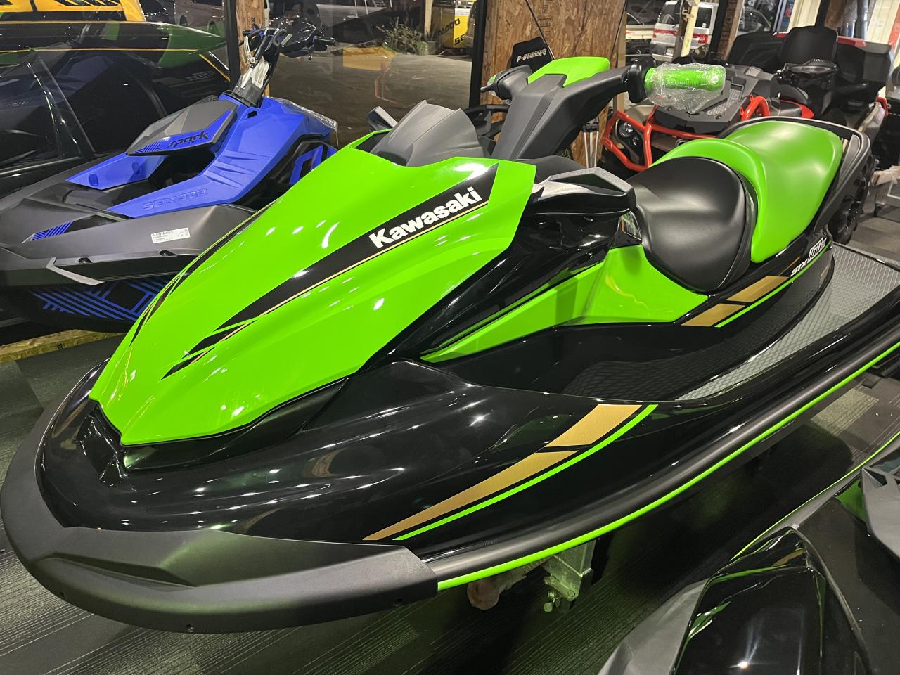 PWC  kawasaki STX160X