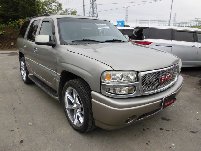 ユーコンXL 1500 デナリ 6.0 V8 4WD　22インチホイール 6000