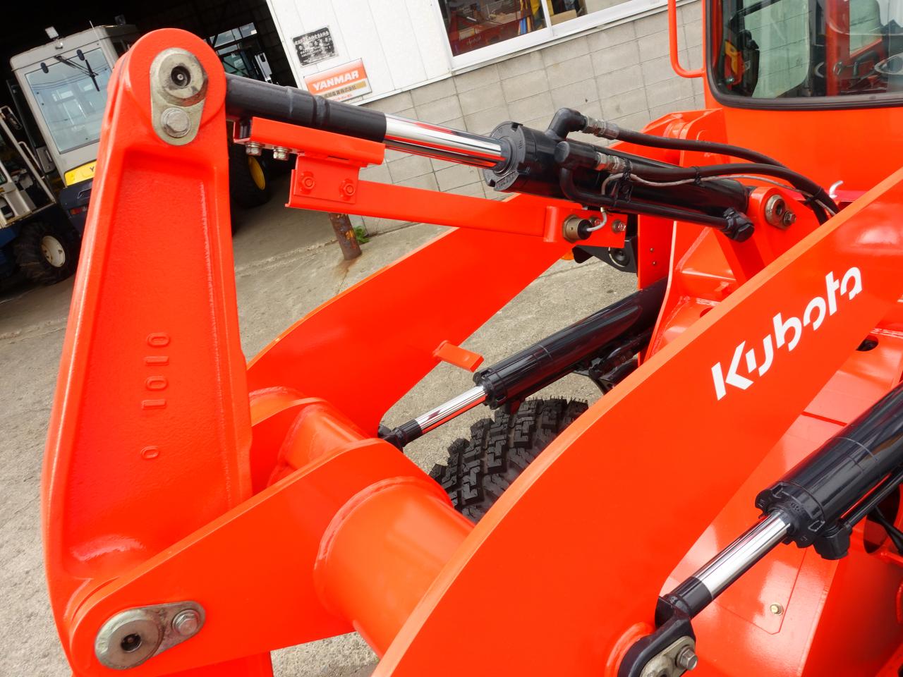 ホイールローダ クボタ R430Z バケット容量0.4m3｜除雪だよ！全員集合