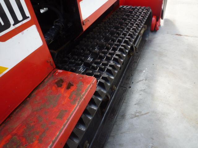 除雪機 コマツ KSS22SD-2 21.5馬力 ディーゼル3気筒 1.700H