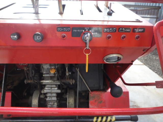 除雪機 コマツ KSS22SD-2 21.5馬力 ディーゼル3気筒 1.700H