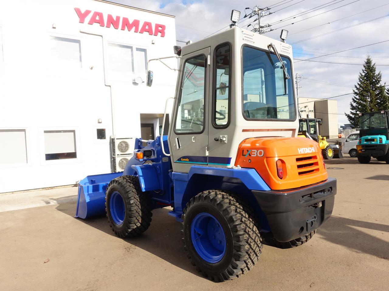 ホイールローダ 日立 LX30-3 バケット容量0.5m3｜除雪だよ！全員集合