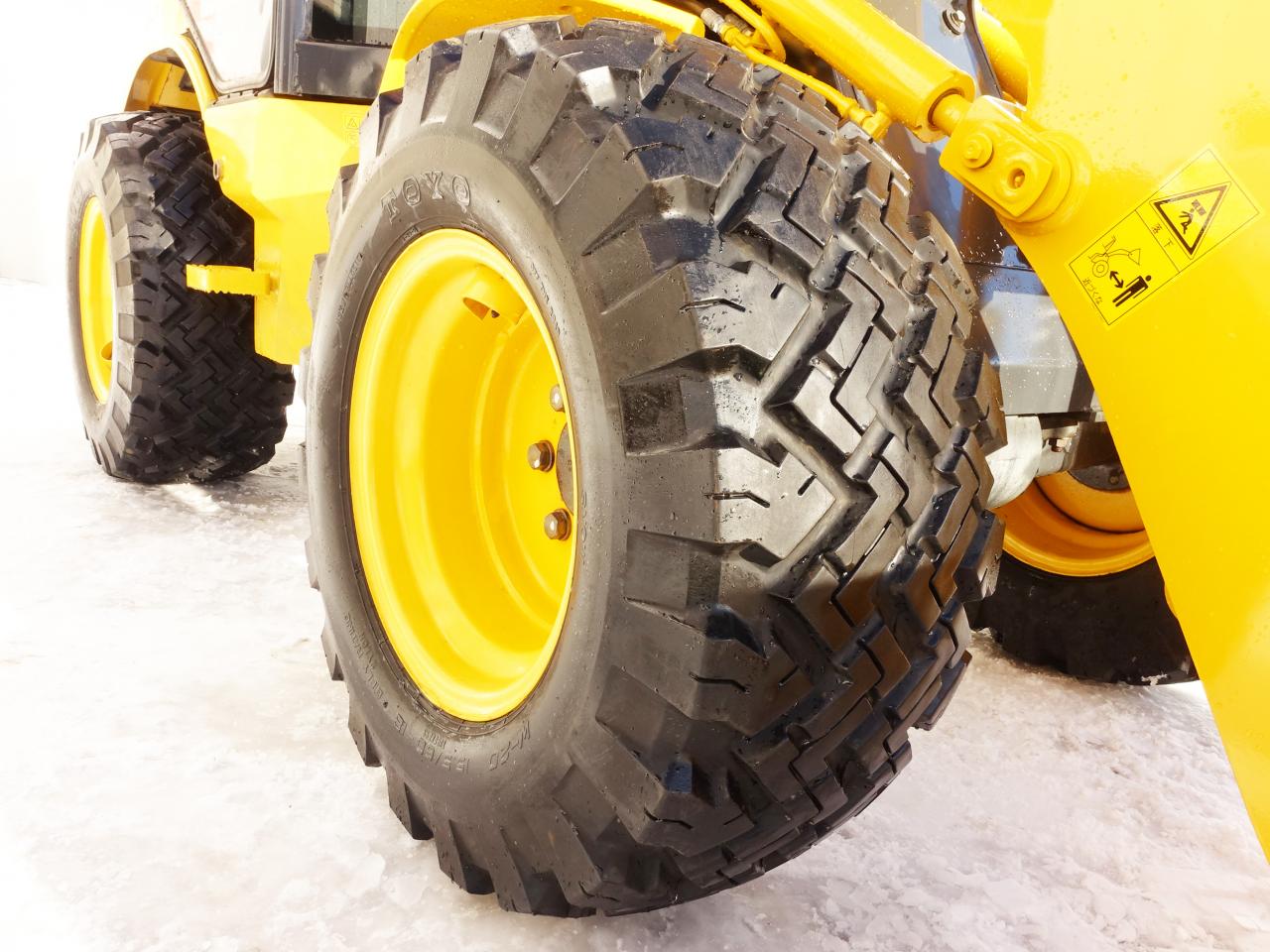 ホイールローダ コマツ WA40-6 バケット容量0.5m3｜除雪だよ！全員集合