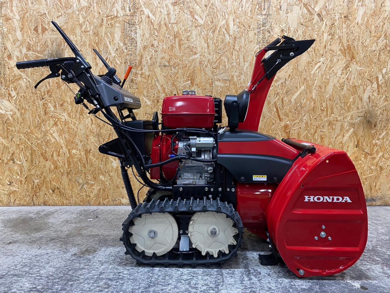 除雪機 未使用品☆ホンダ HSS1170n（JX）クロスオーガー ｜除雪だよ