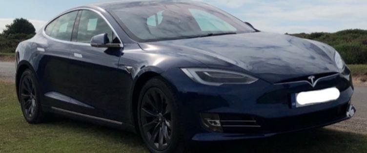 テスラモデルS100EV EV ５Dr