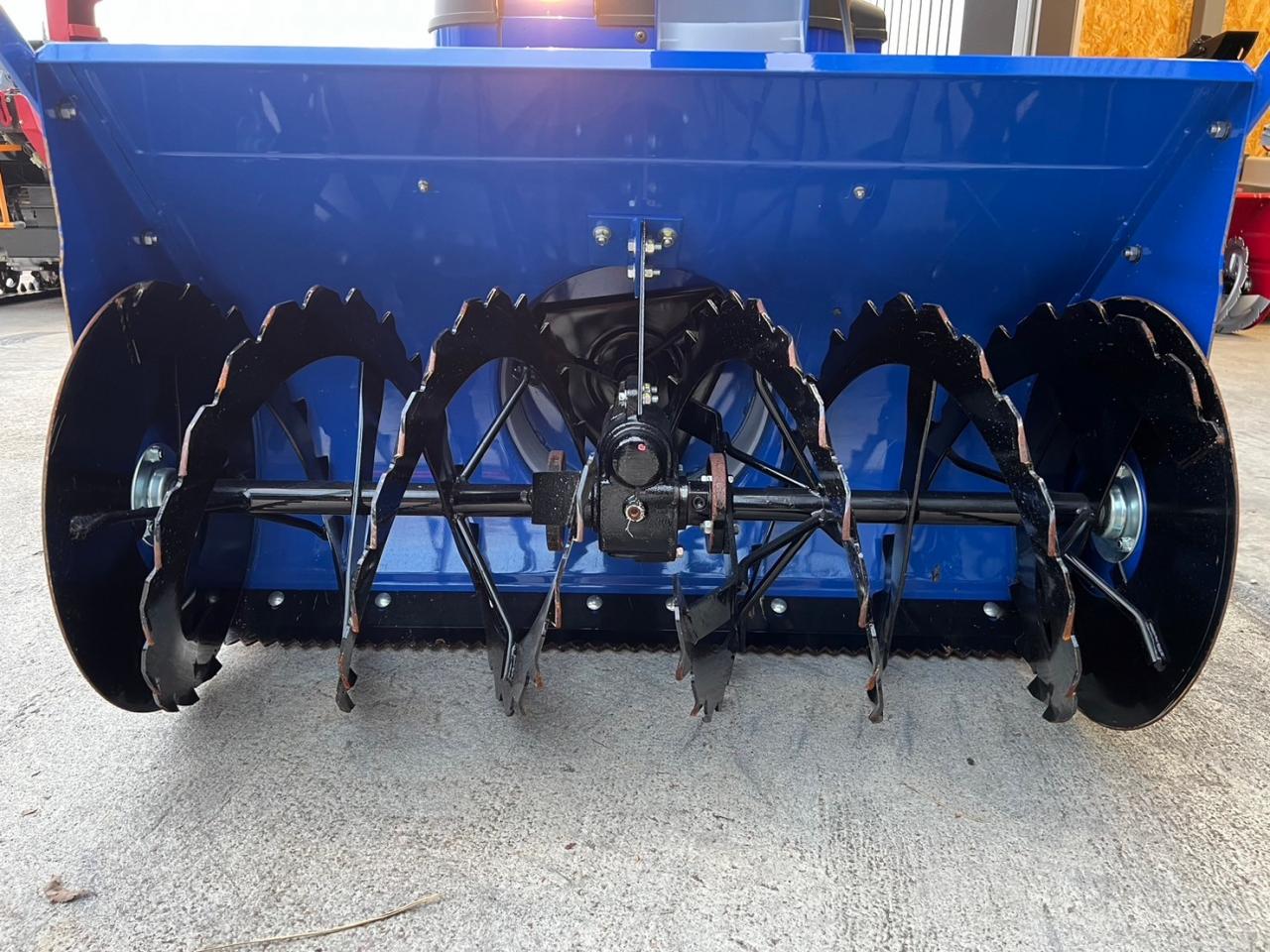 除雪機 ヤマハ YS1390AR 静音タイプ！油圧ローリング！左右旋回レバー