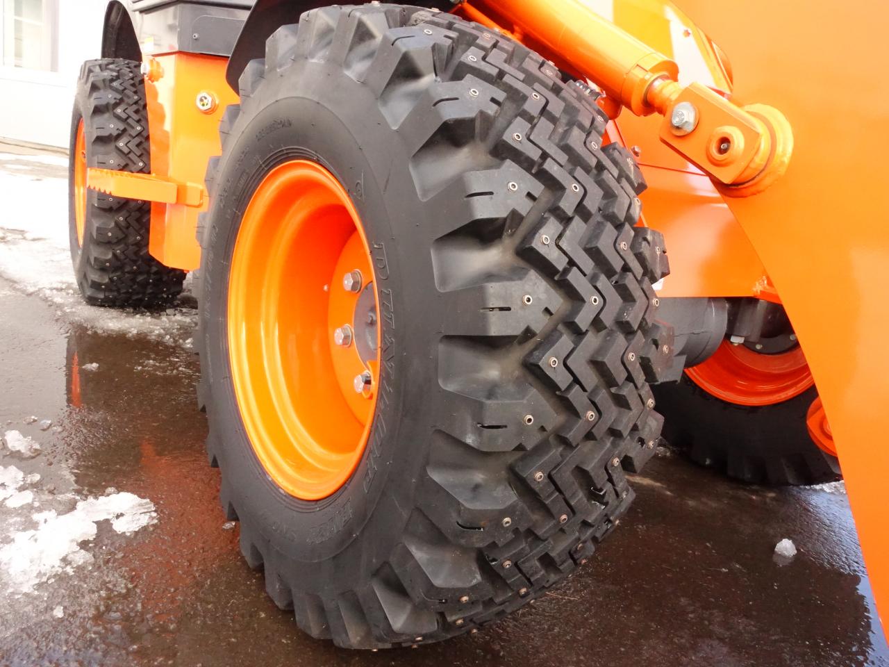 ホイールローダ 日立 ZW30-5B バケット容量0.4m3｜除雪だよ！全員集合