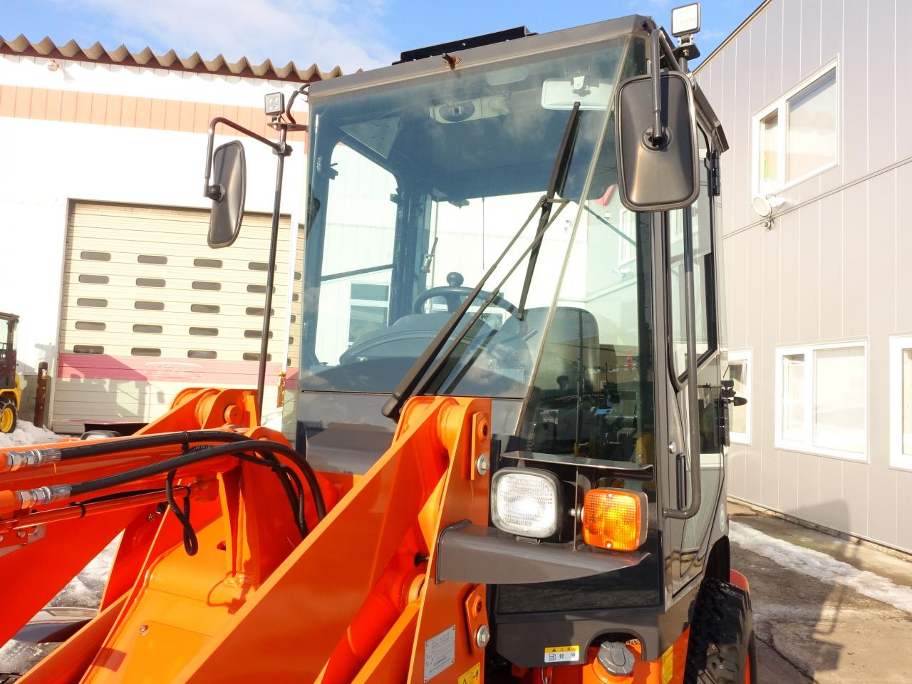 ホイールローダ 日立 ZW30-5B バケット容量0.4m3｜除雪だよ！全員集合