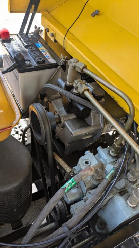 コバシ　除雪機　10馬力　ガソリン現状渡 除雪機 コバシ ST10-3 10馬力 キャタ良好｜除雪だよ！全員集合