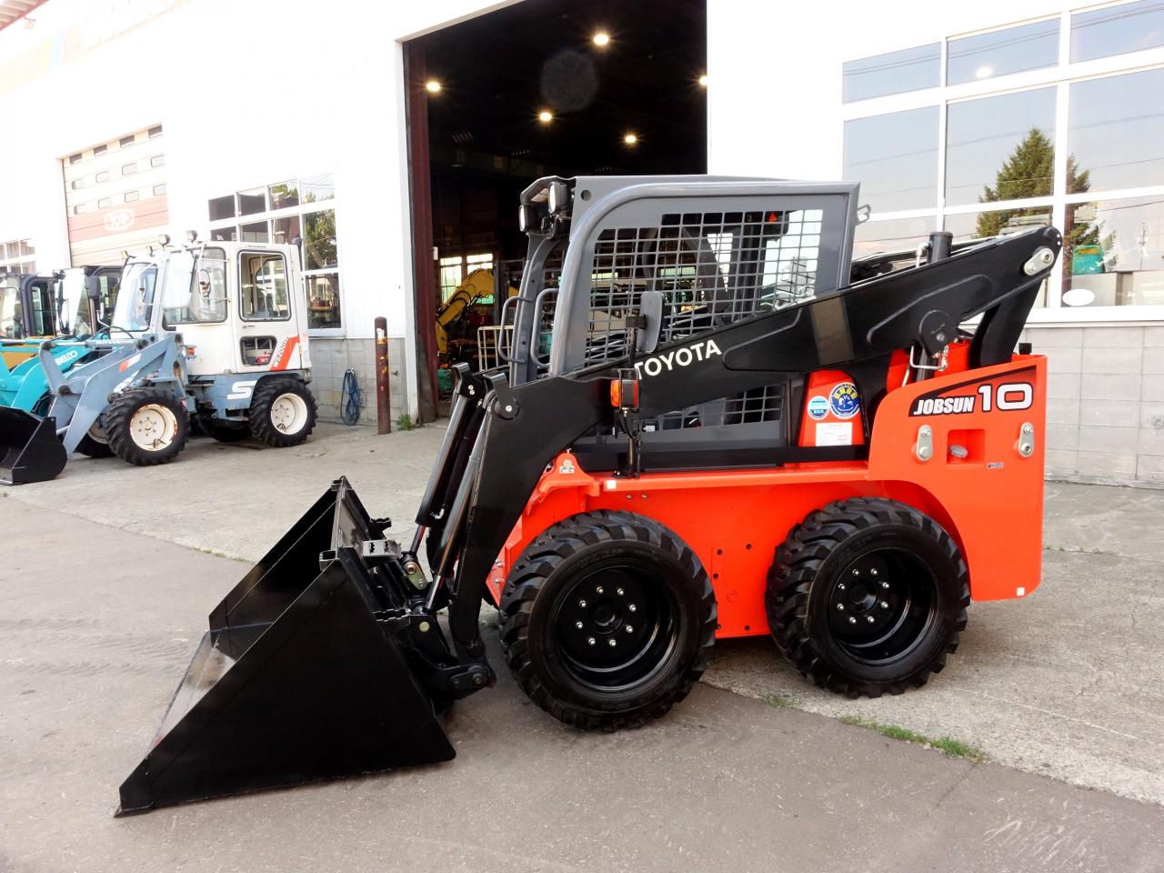 スキッドステアローダトヨタ 5SDKL10　バケット容量0.4m3 &nbsp;トヨタ 5SDKL10　バケット容量0.4m3 