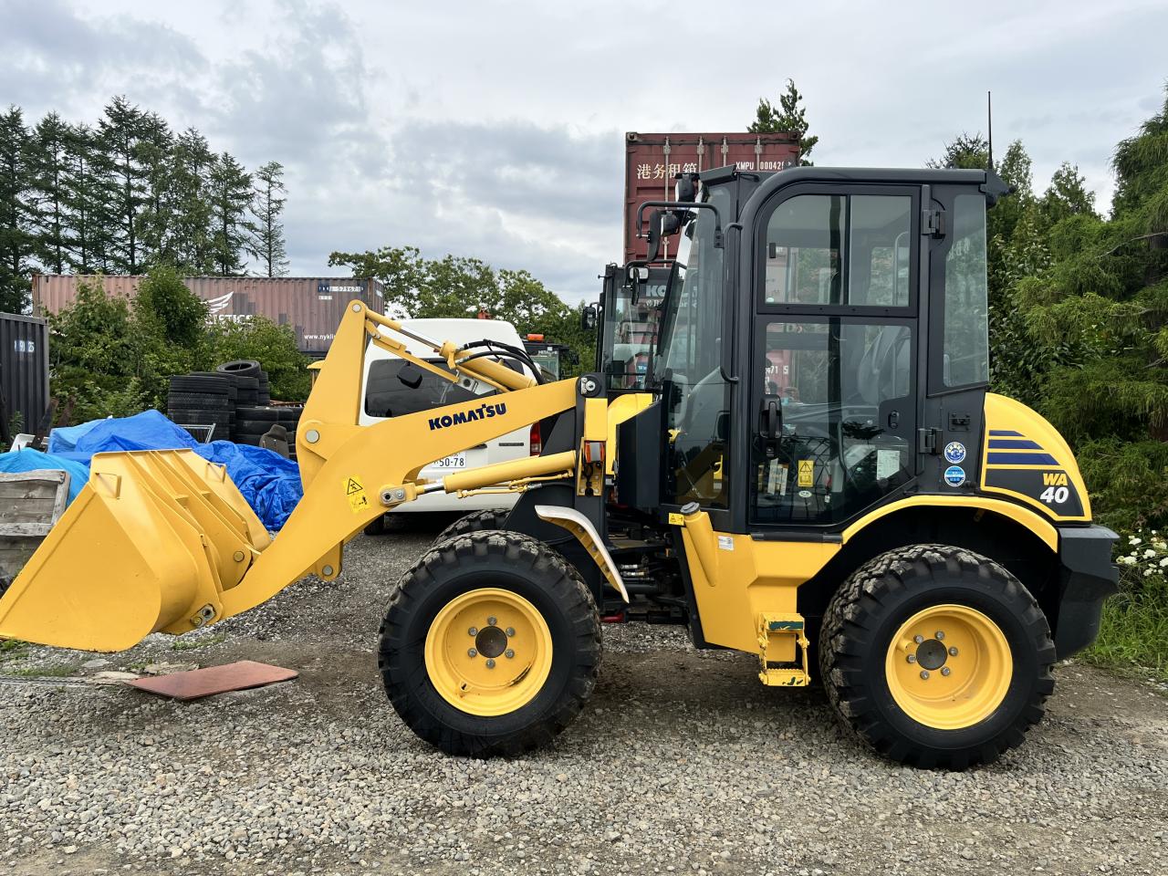 ホイールローダKOMATSU　WA40-8　低アワー　土禁　禁煙車両　4WD&nbsp;KOMATSU　WA40-8　低アワー　土禁　禁煙車両　4WD