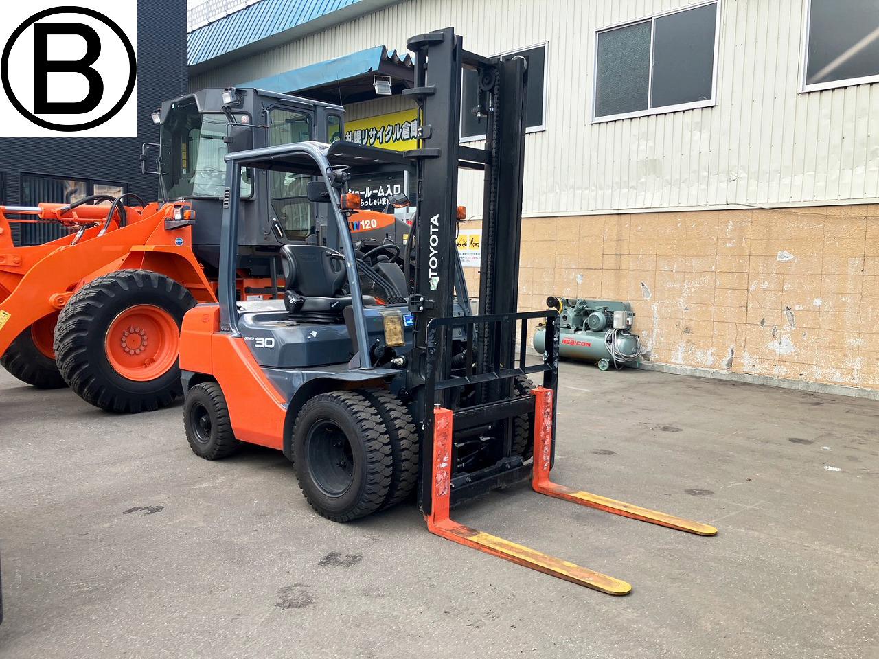 フォークリフト&nbsp;&nbsp;トヨタ　中古　8FD30　ディ...&nbsp;トヨタ　中古　8FD30　ディーゼル　建機