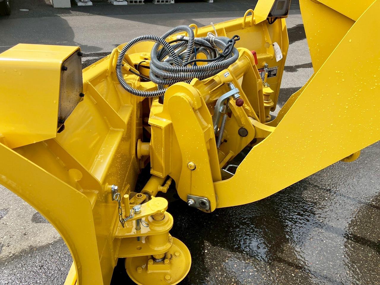 ホイールローダ コマツ 未使用 WA50-8 マルチプラウ仕様 建機｜除雪だ