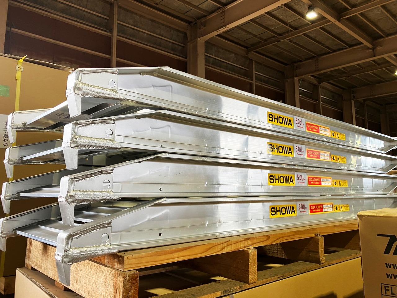 その他&nbsp;&nbsp;昭和　新品　アルミブリッジ組5t&nbsp;昭和　新品　アルミブリッジ組5t